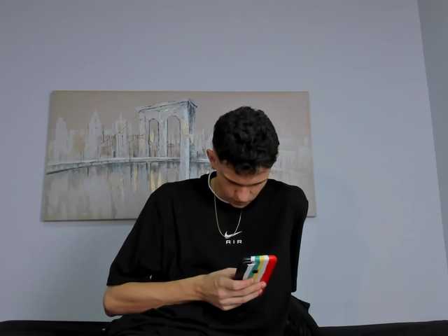 Live sex webcam photo for memphiis1 #277746791