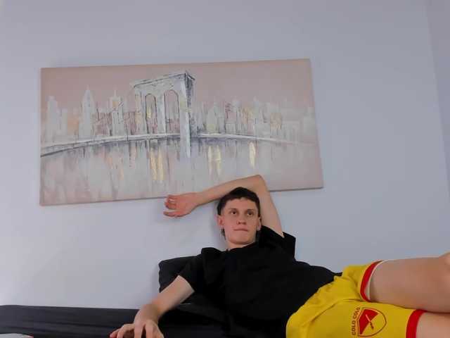 Live sex webcam photo for memphiis1 #277759265