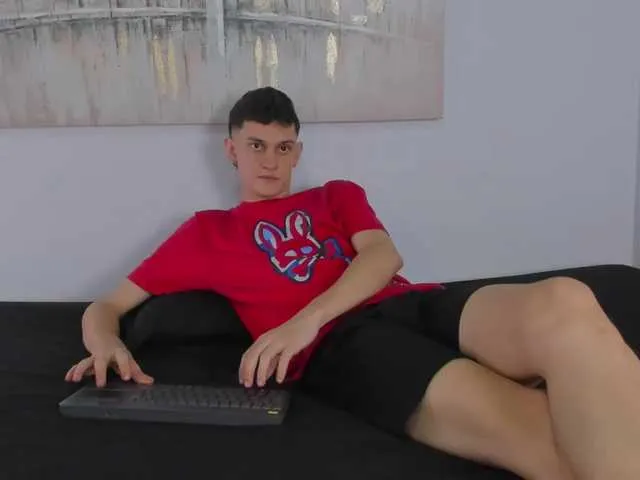 Live sex webcam photo for memphiis1 #277784714