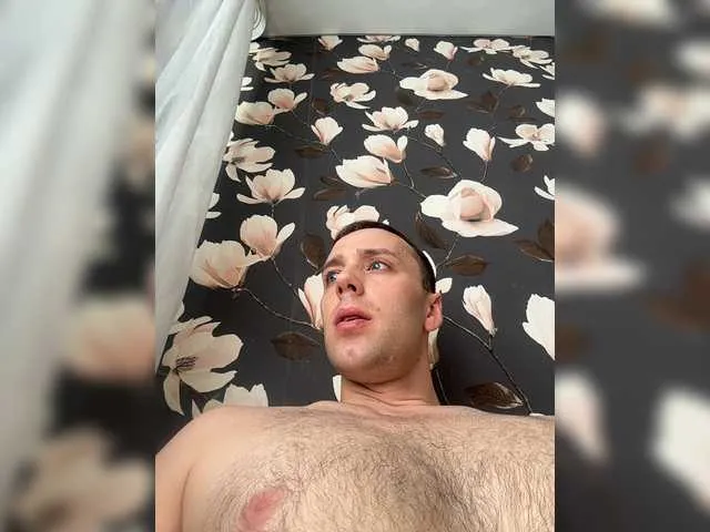 Live sex webcam photo for menbich25 #293622474
