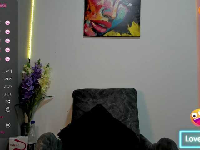 Live sex webcam photo for menbigcock22 #276190003