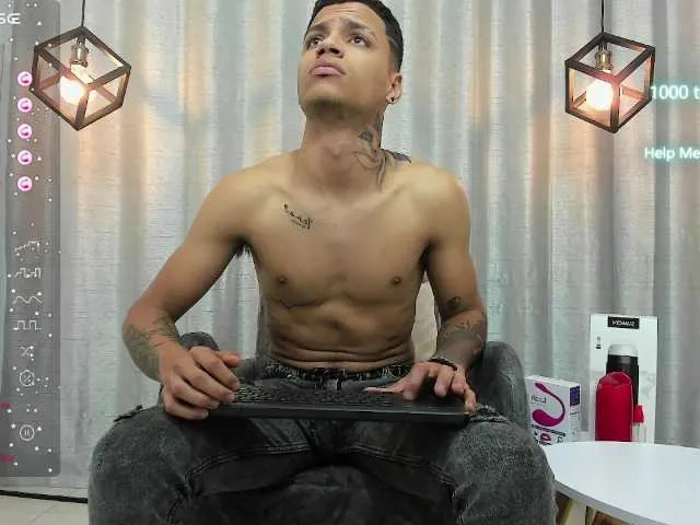 Live sex webcam photo for menbigcock22 #277591246