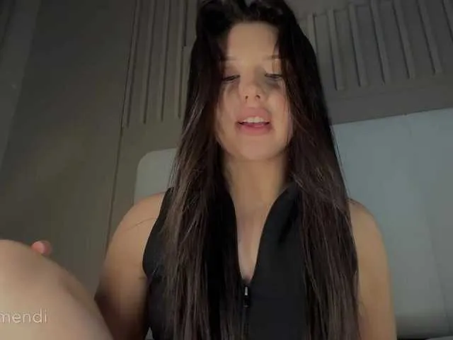 Live sex webcam photo for mendi- #291629378