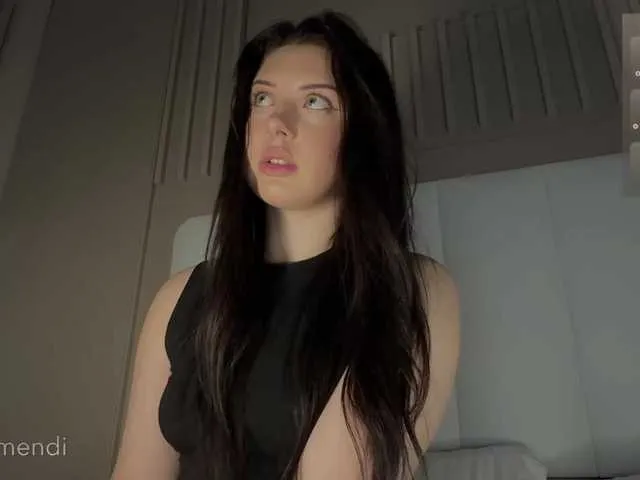 Live sex webcam photo for mendi- #291701242