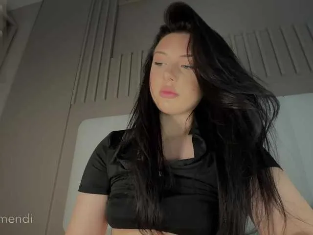 Live sex webcam photo for mendi- #291818891
