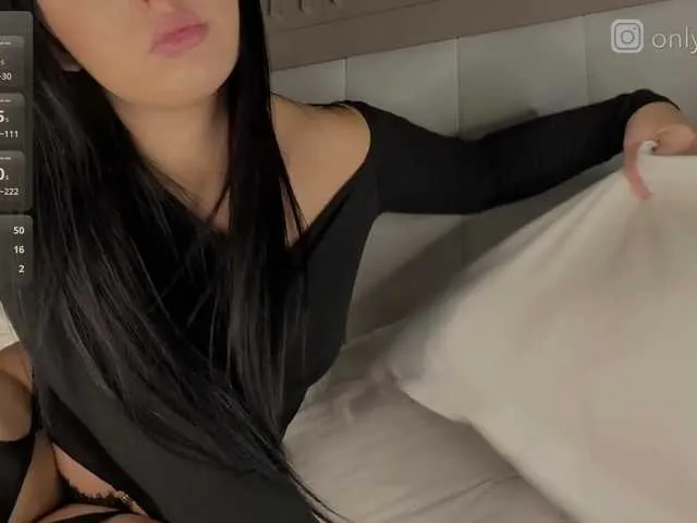 Live sex webcam photo for mendi- #292276219