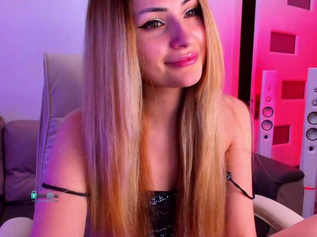 Live sex webcam photo for meow #272857973