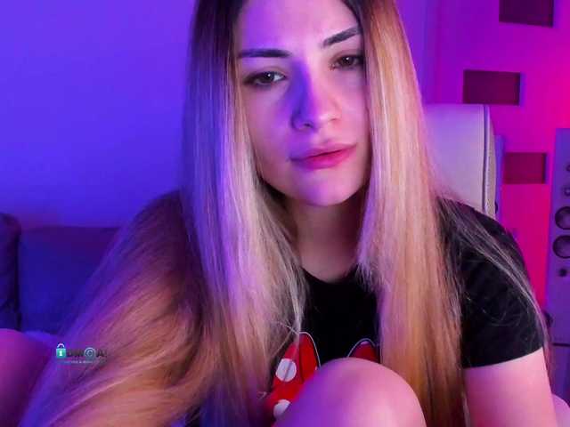 Live sex webcam photo for meow #273165805