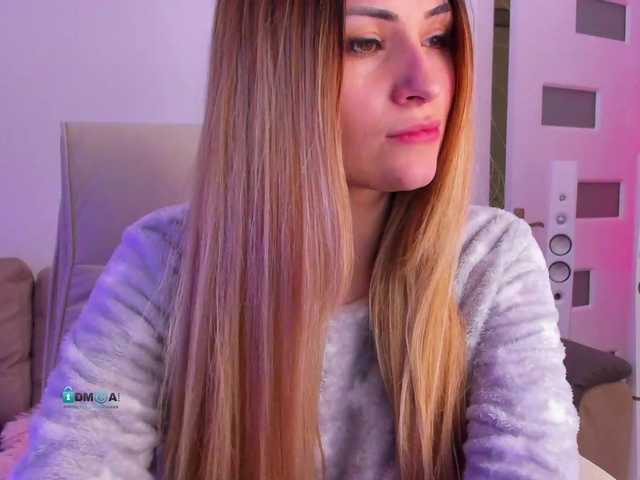 Live sex webcam photo for meow #273279414