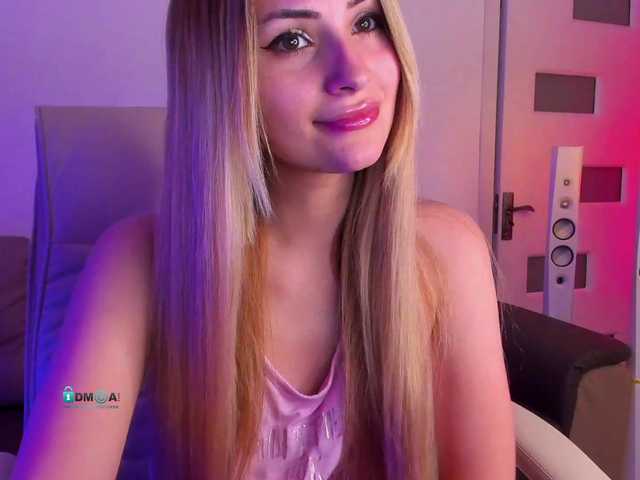 Live sex webcam photo for meow #273513417