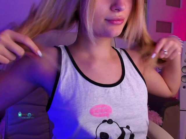 Live sex webcam photo for meow #273672561