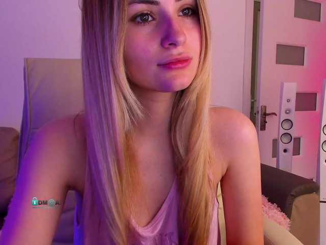 Live sex webcam photo for meow #273718693