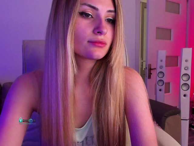 Live sex webcam photo for meow #273729013