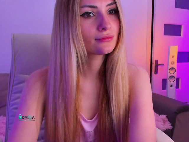 Live sex webcam photo for meow #273941700