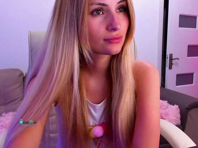 Live sex webcam photo for meow #274406360