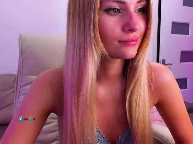 Live sex webcam photo for meow #274558937