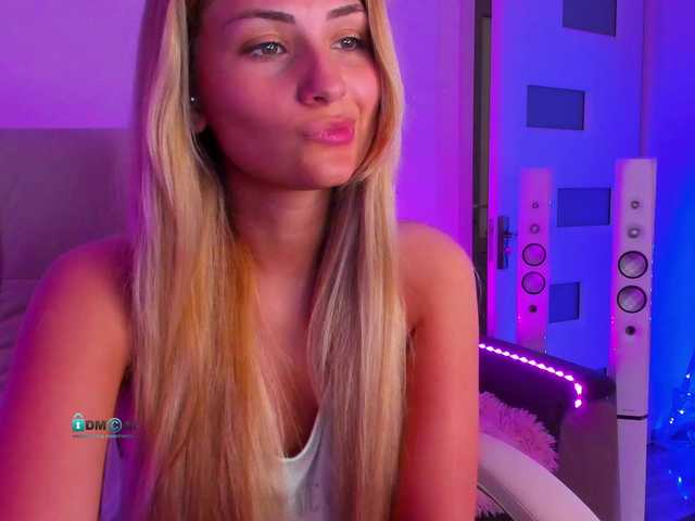 Live sex webcam photo for meow #275559267