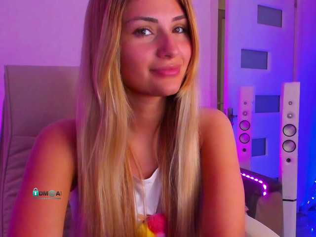 Live sex webcam photo for meow #275572828