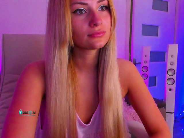 Live sex webcam photo for meow #275619351