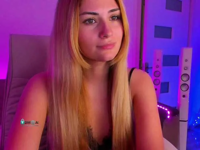 Live sex webcam photo for meow #276340616