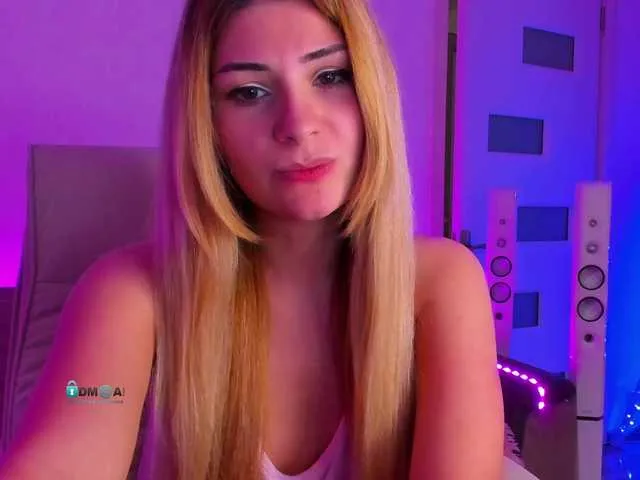 Live sex webcam photo for meow #276353034