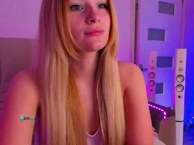 Live sex webcam photo for meow #276382685