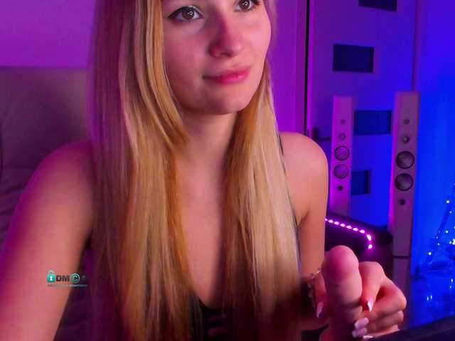 Live sex webcam photo for meow #276764129