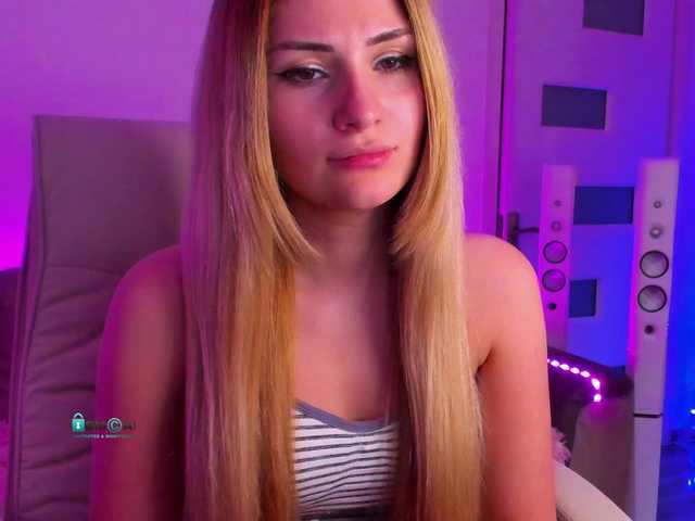 Live sex webcam photo for meow #276801037