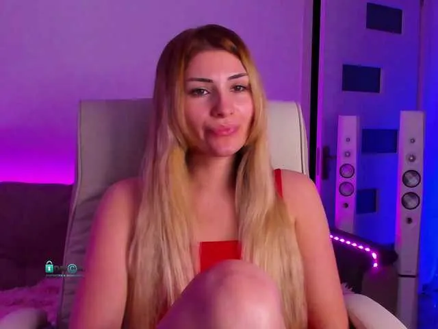 Live sex webcam photo for meow #276937076