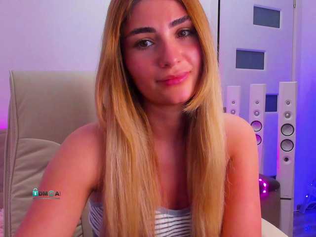 Live sex webcam photo for meow #278020375