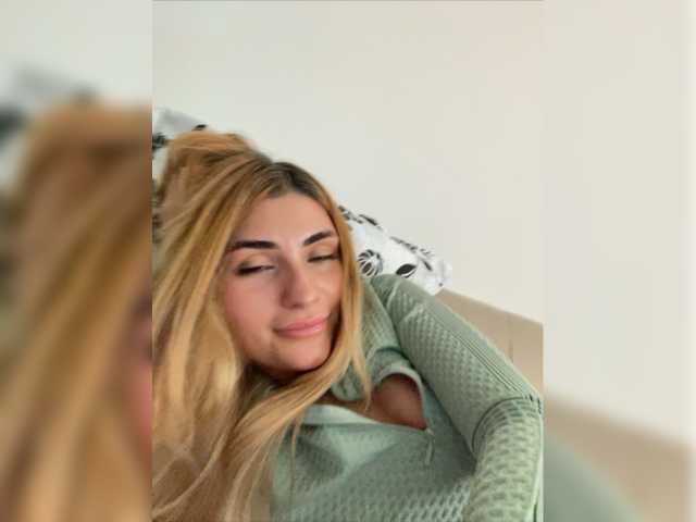 Live sex webcam photo for meow #278077138