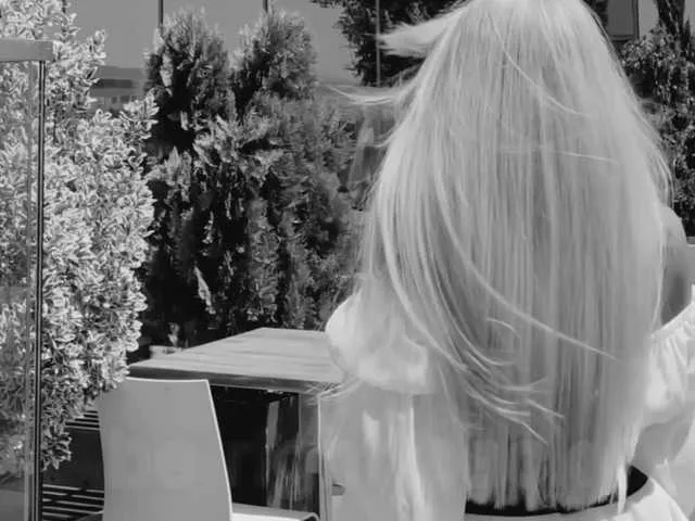 Live sex webcam photo for meow #290893041