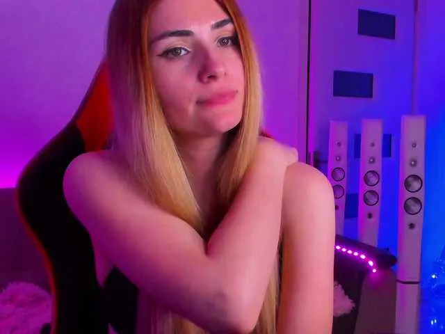 Live sex webcam photo for meow #291048274