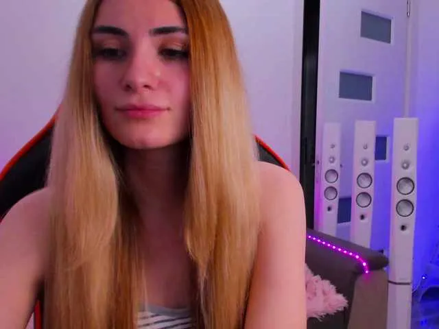 Live sex webcam photo for meow #291164493