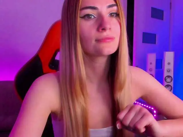 Live sex webcam photo for meow #291196106