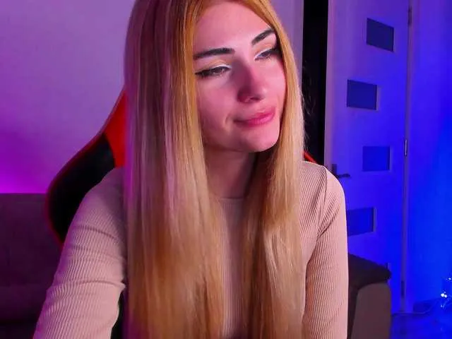 Live sex webcam photo for meow #291210437