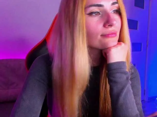 Live sex webcam photo for meow #291257657