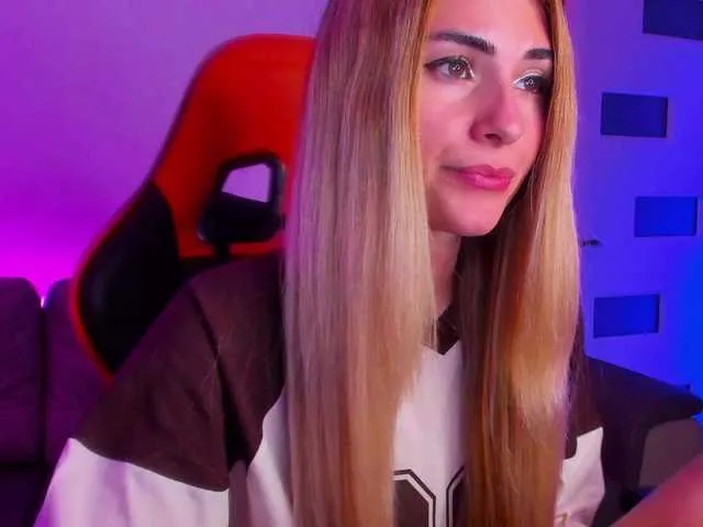 Live sex webcam photo for meow #291311104