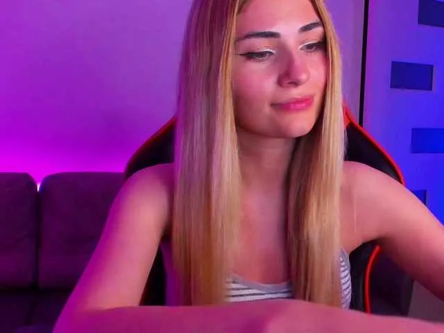 Live sex webcam photo for meow #291316530