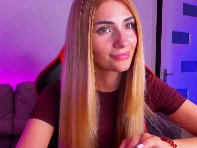 Live sex webcam photo for meow #291504546