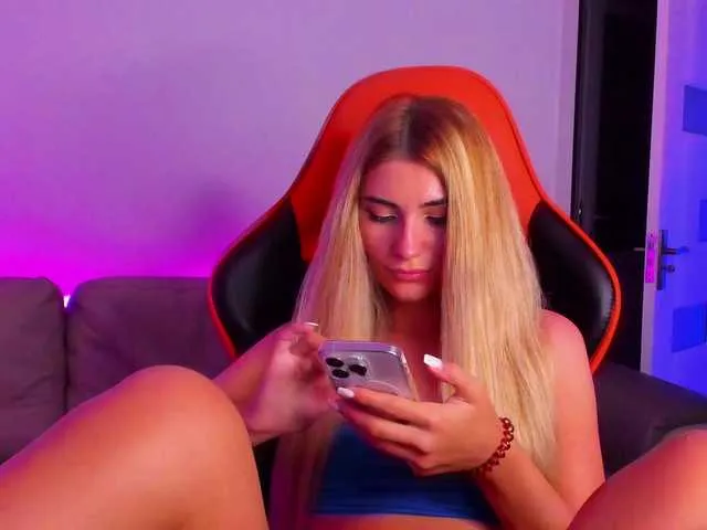 Live sex webcam photo for meow #291626748