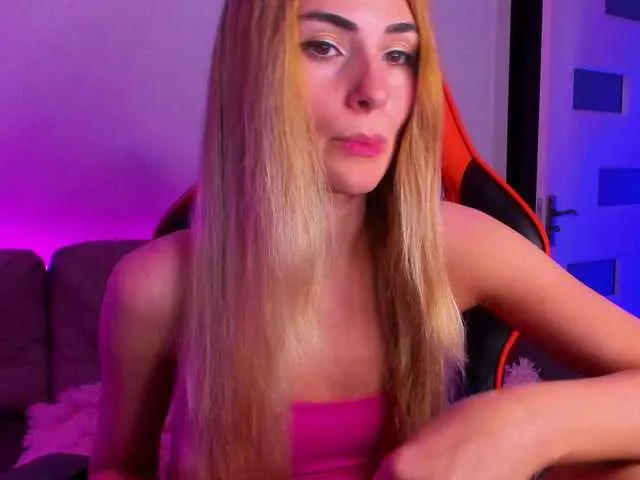 Live sex webcam photo for meow #291768138