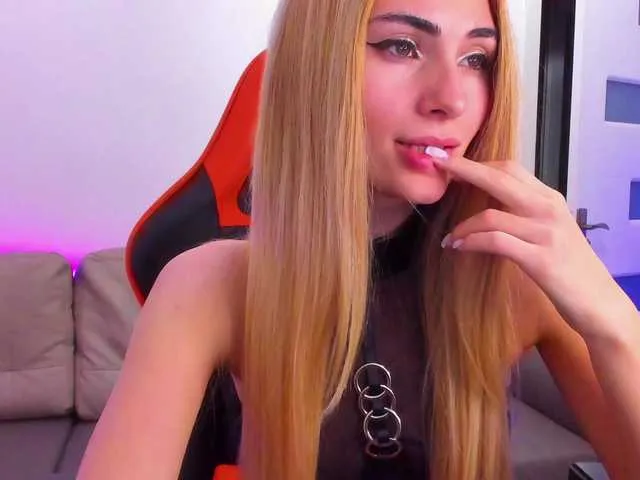 Live sex webcam photo for meow #292051073