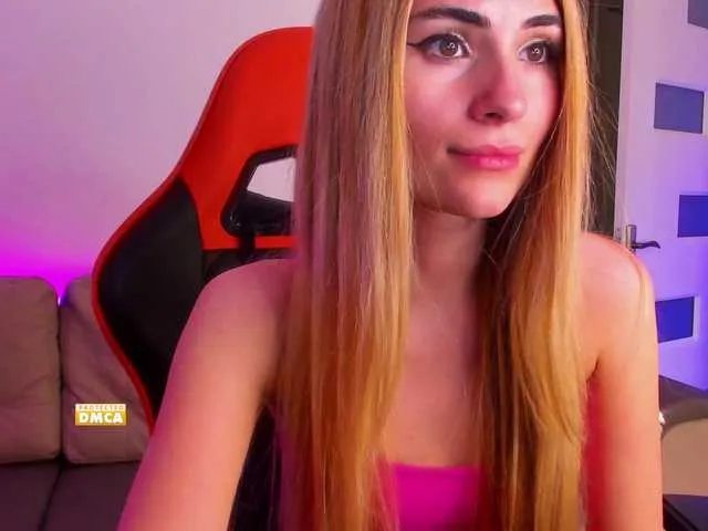 Live sex webcam photo for meow #292054272