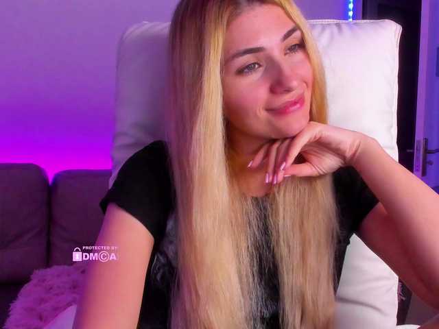 Live sex webcam photo for meow #292359004