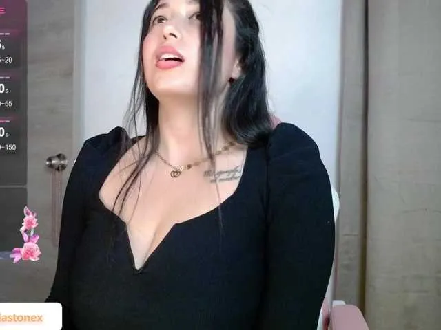 Live sex webcam photo for meridastone #291275844