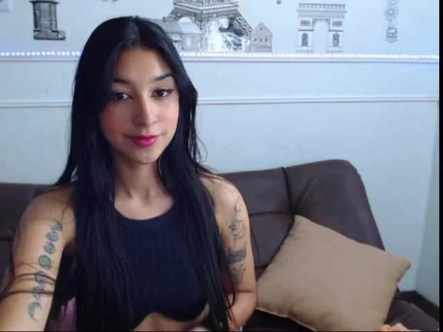 Live sex webcam photo for merlina-10 #271927345