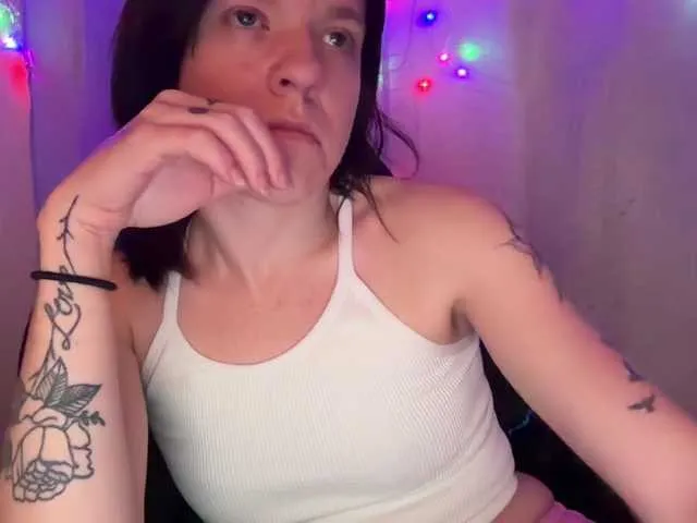 Live sex webcam photo for mermaidlexi #290333677