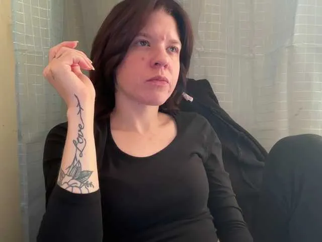 Live sex webcam photo for mermaidlexi #290341848