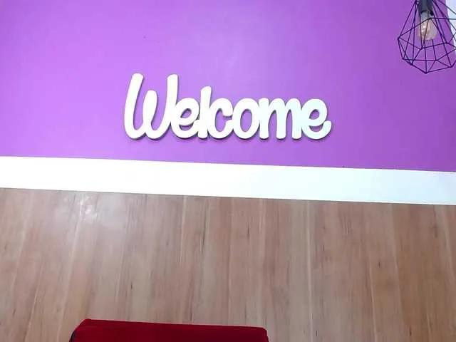 Live sex webcam photo for merry-hot #272422540